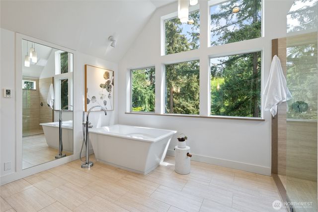 7393 Braemar Drive, Edmonds, WA 98026