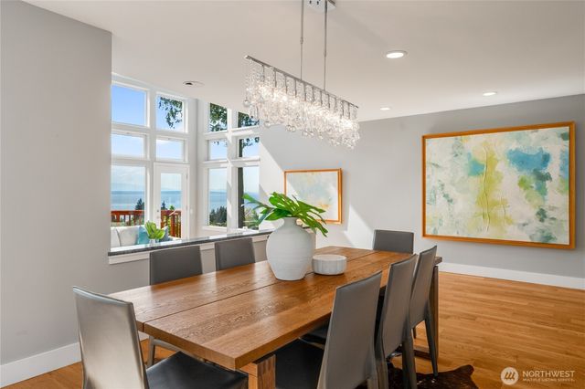 7393 Braemar Drive, Edmonds, WA 98026