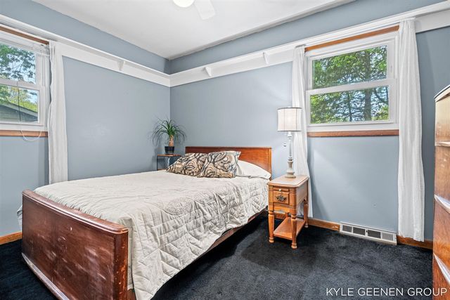 1675 State Street, Holland, MI 49424