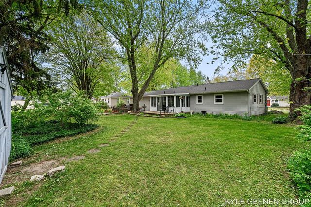 1675 State Street, Holland, MI 49424