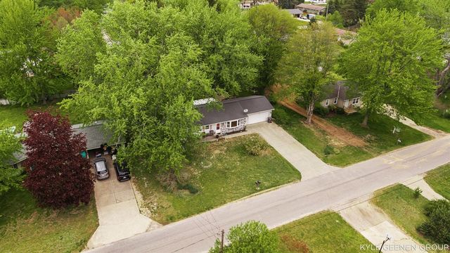 1675 State Street, Holland, MI 49424