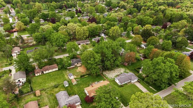 1675 State Street, Holland, MI 49424