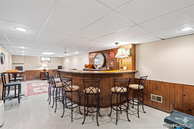 1675 State Street, Holland, MI 49424