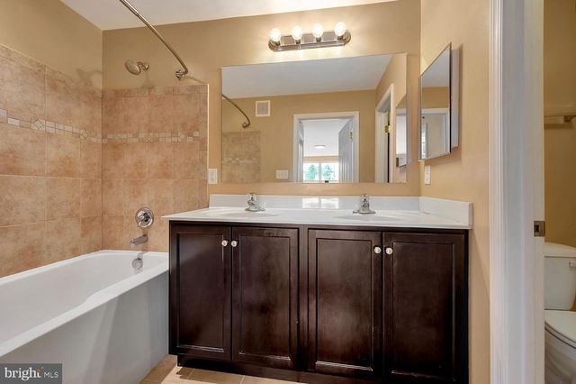 1092 WORTH LN, Claymont, DE 19703