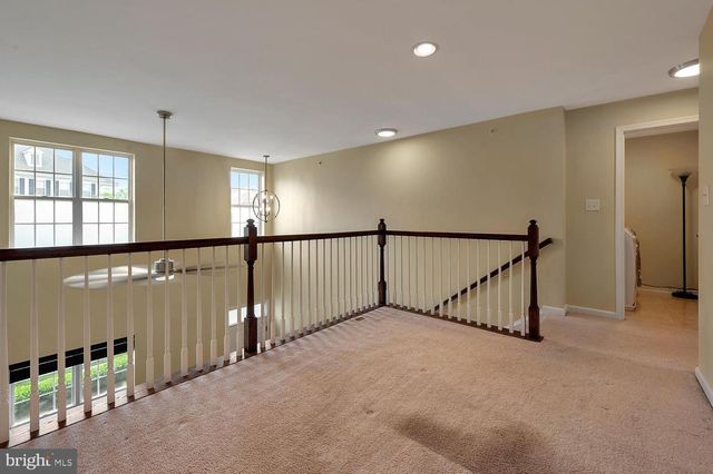 1092 WORTH LN, Claymont, DE 19703