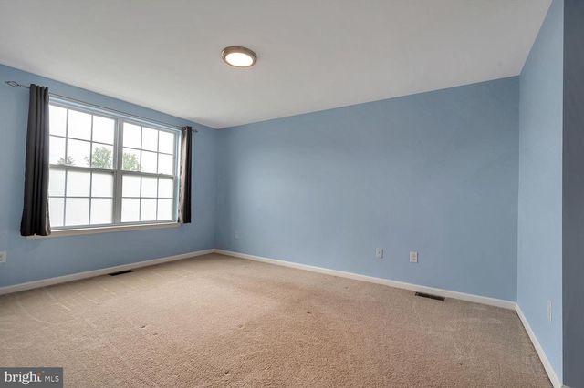 1092 WORTH LN, Claymont, DE 19703