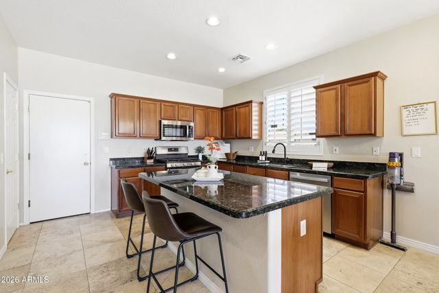 17856 W Summerhaven Drive, Goodyear, AZ 85338