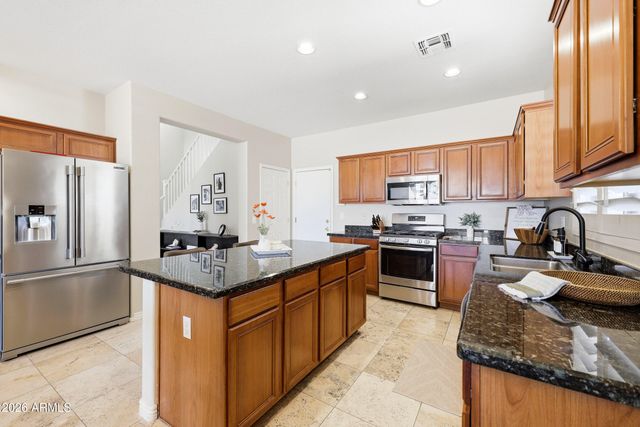 17856 W Summerhaven Drive, Goodyear, AZ 85338