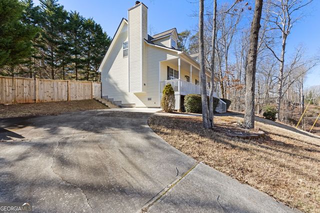 6720 Honeysuckle Lane, Gainesville, GA 30506