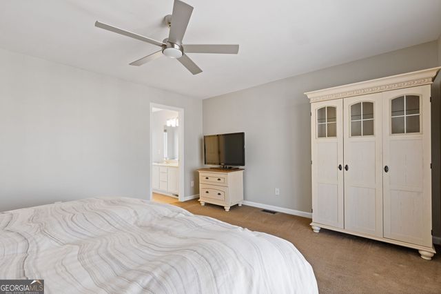 6720 Honeysuckle Lane, Gainesville, GA 30506