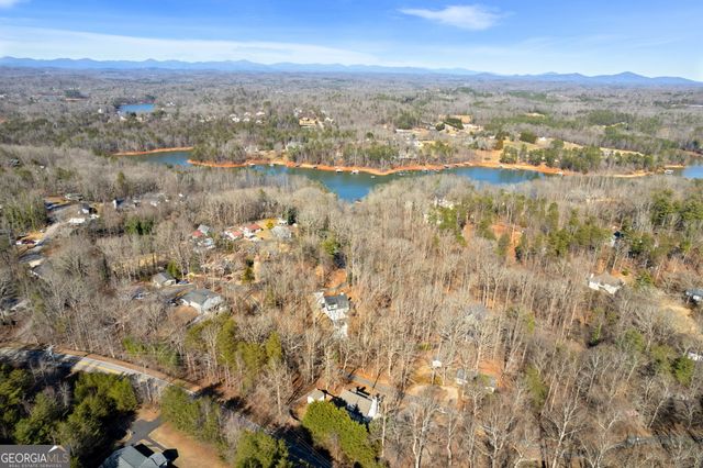 6720 Honeysuckle Lane, Gainesville, GA 30506