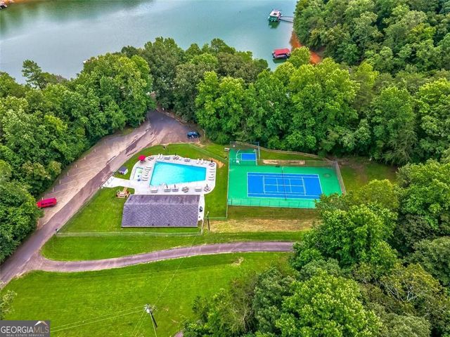 6720 Honeysuckle Lane, Gainesville, GA 30506