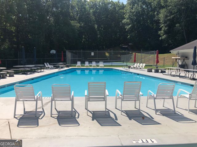 6720 Honeysuckle Lane, Gainesville, GA 30506