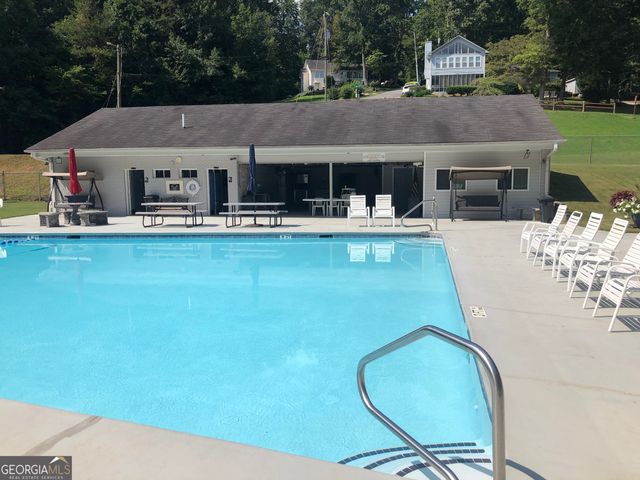 6720 Honeysuckle Lane, Gainesville, GA 30506