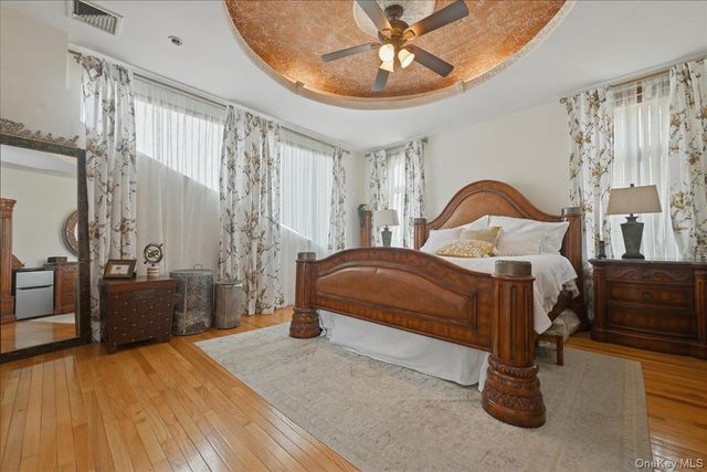 844 Park Lane, North Woodmere, NY 11581