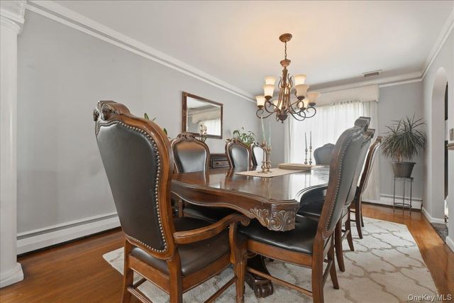 844 Park Lane, North Woodmere, NY 11581