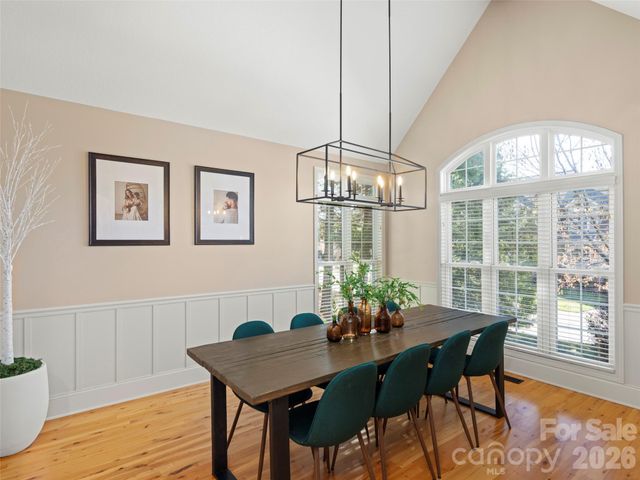 47 Ledgestone Drive, Fairview, NC 28730