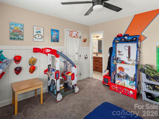 47 Ledgestone Drive, Fairview, NC 28730