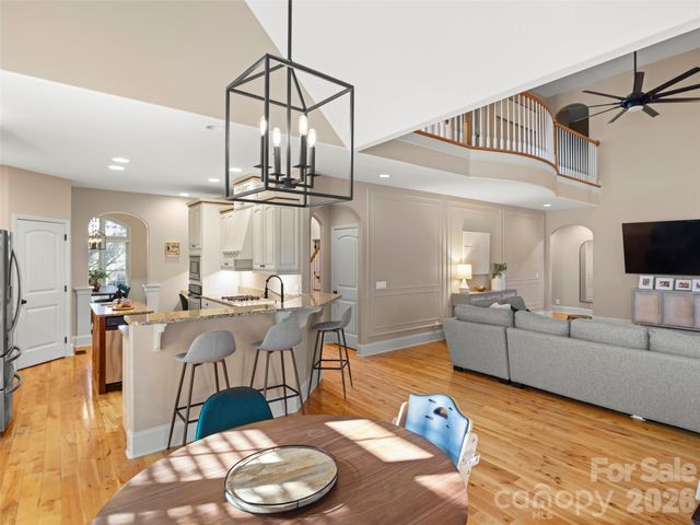 47 Ledgestone Drive, Fairview, NC 28730