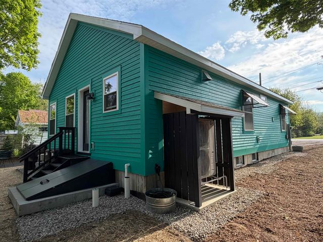 22 Marble Street, Brandon, VT 05733
