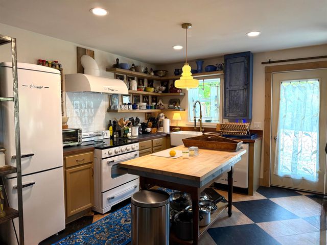 22 Marble Street, Brandon, VT 05733