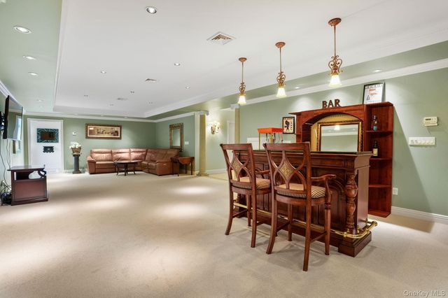 4 Hageman Court, Katonah, NY 10536