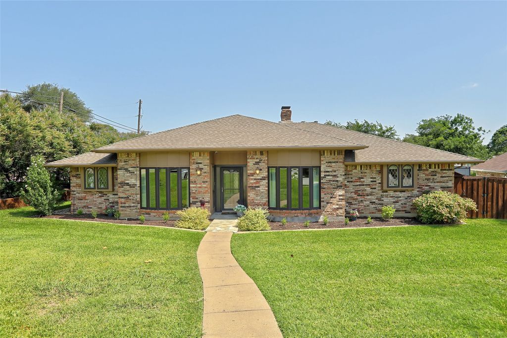 2306 McCoy Court, Carrollton, TX 75006