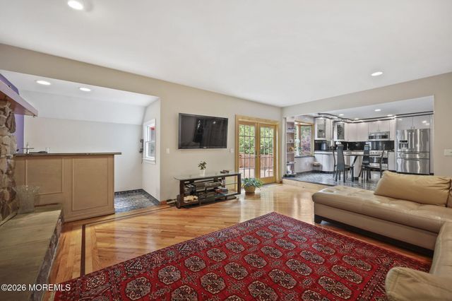 55 Manor Drive, Marlboro, NJ 07746