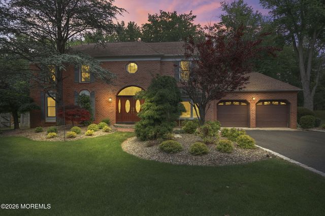 55 Manor Drive, Marlboro, NJ 07746