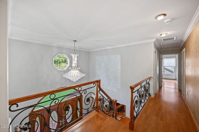 55 Manor Drive, Marlboro, NJ 07746