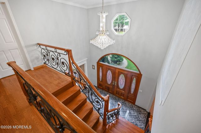 55 Manor Drive, Marlboro, NJ 07746
