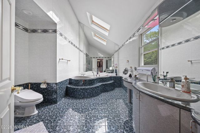 55 Manor Drive, Marlboro, NJ 07746