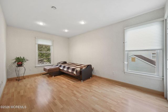 55 Manor Drive, Marlboro, NJ 07746