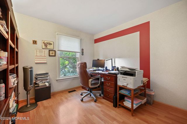 55 Manor Drive, Marlboro, NJ 07746