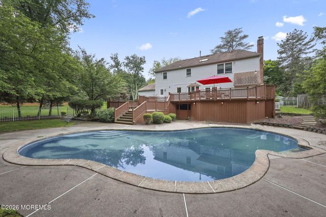 55 Manor Drive, Marlboro, NJ 07746