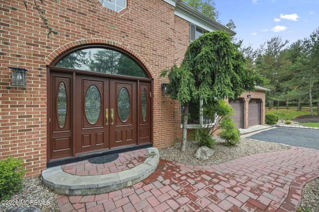 55 Manor Drive, Marlboro, NJ 07746