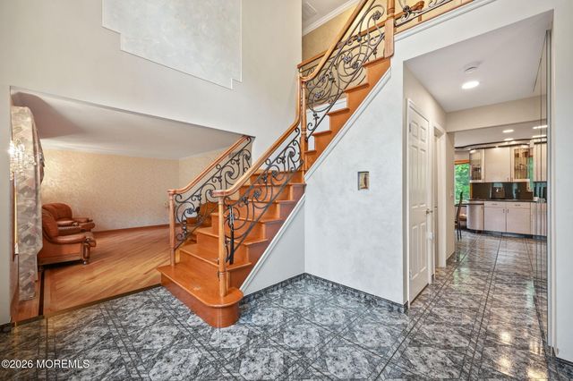 55 Manor Drive, Marlboro, NJ 07746