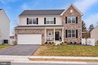 38 DEEP CREEK RD, Ranson, WV 25438