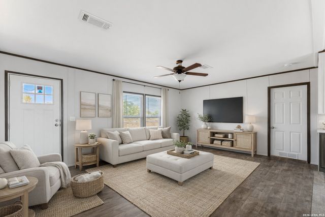 200 Lolita, Lytle, TX 78052