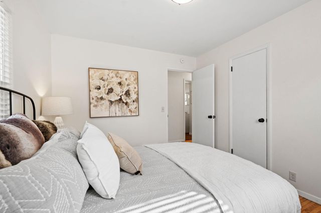 3214 Dupont Avenue N, Minneapolis, MN 55412