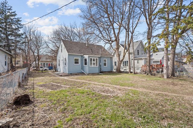 3214 Dupont Avenue N, Minneapolis, MN 55412