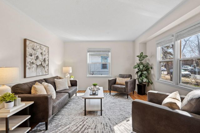 3214 Dupont Avenue N, Minneapolis, MN 55412