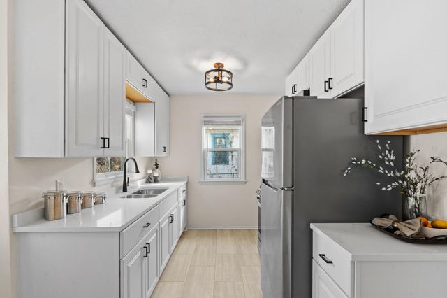 3214 Dupont Avenue N, Minneapolis, MN 55412