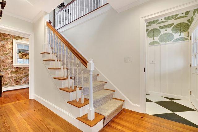 107 Westford Rd, Concord, MA 01742