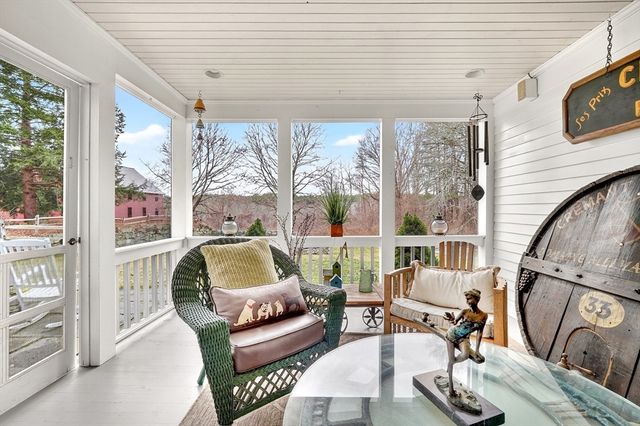 107 Westford Rd, Concord, MA 01742