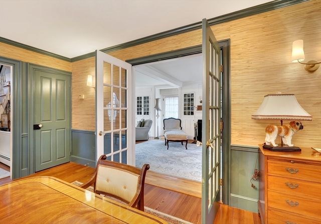 107 Westford Rd, Concord, MA 01742