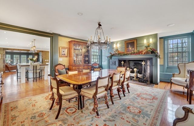 107 Westford Rd, Concord, MA 01742