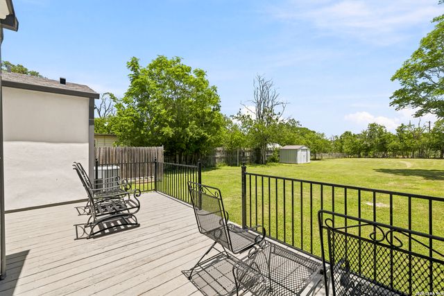 315 MIMOSA ST, Kerrville, TX 78028
