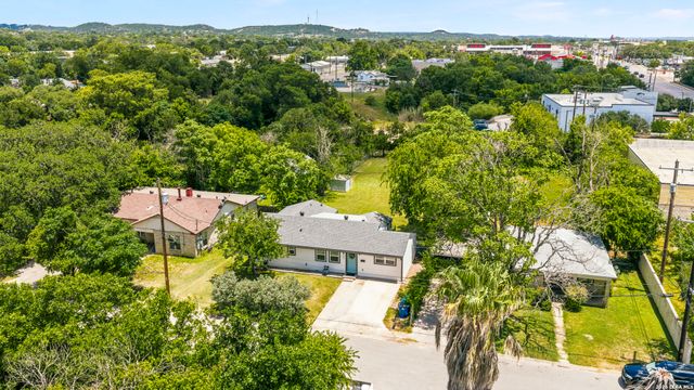 315 MIMOSA ST, Kerrville, TX 78028