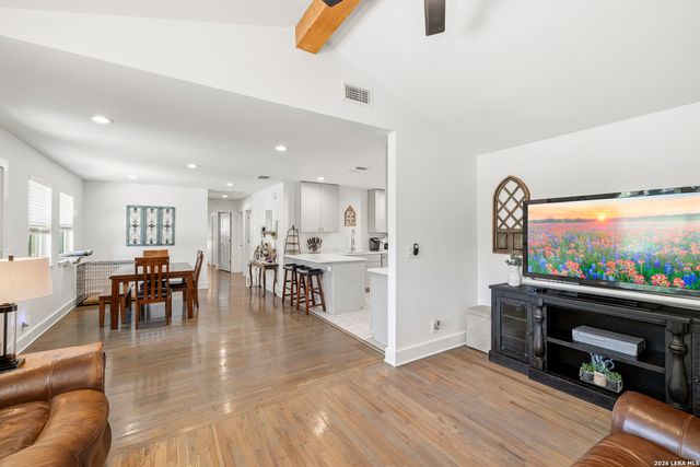 315 MIMOSA ST, Kerrville, TX 78028